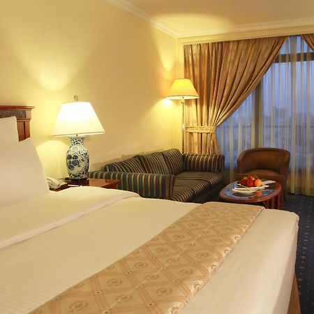 Regency Palace Amman Cameră foto A room at the hotel