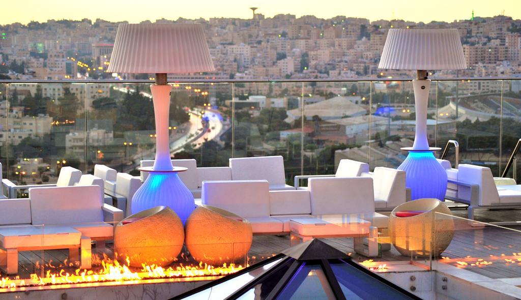 Regency Palace Amman Exterior foto The view from the rooftop